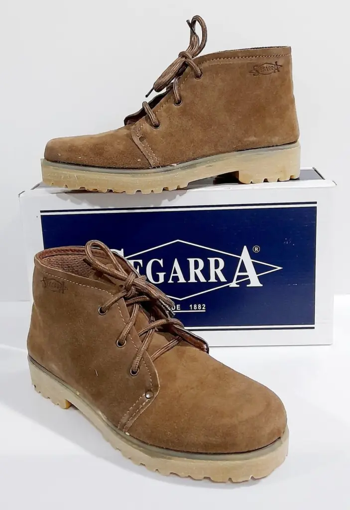 Bota alta piel serraje marca Segarra